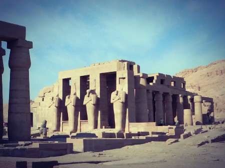 visiter le Ramesseum : temple de Ramsès II à Louxor