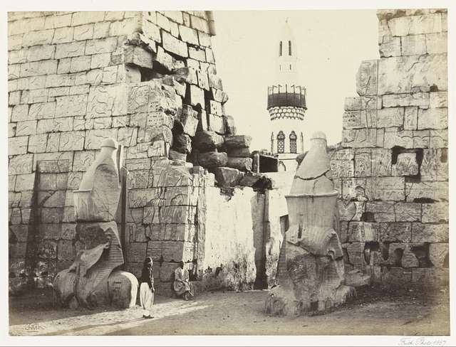 temple Louxor vers 1857