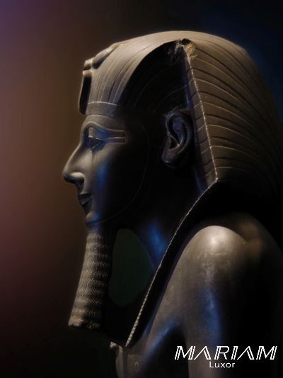 musée de louxor : que voir : statue de Thoutmosis