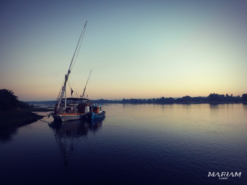 lever de soleil sur le Nil- croisière en dahabeya