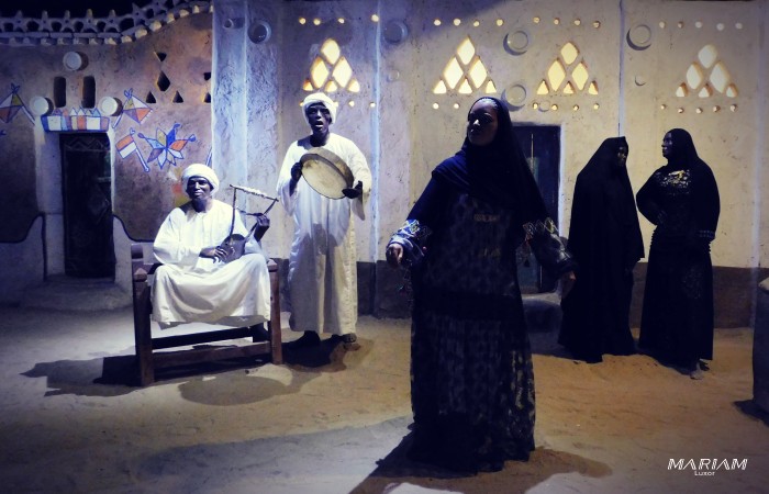 mise à disposition de voiture avec chauffeur pour excursions à Assouan : musée de la Nubie