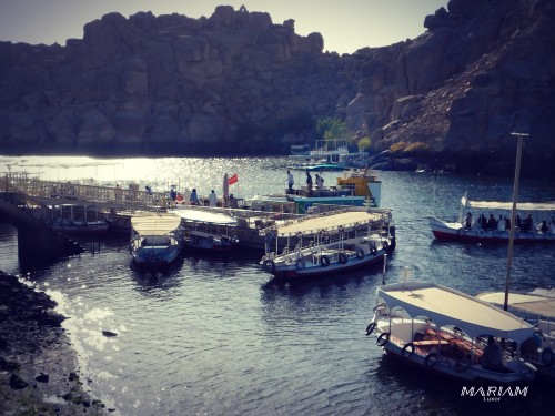 mise à disposition de chauffeurs à Assouan : excursion au temple de Philae - bateau à moteur