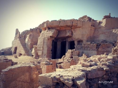 excursion - balade en bateau sur le Nil à Assouan : visite des tombes des nobles
