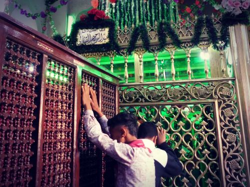 Excursions hors des sentiers battus : qena et la grande mosquée soufie