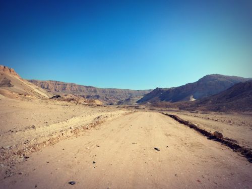 excursions hors de sentiers battus : réserve géologique de dababeya