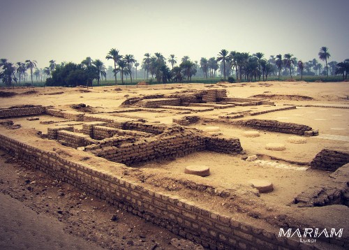 Ruines du Grand Palais officiel d'Akhenaton à Amarna, vestiges de la capitale Akhetaton fondée au XIVe siècle av. J.-C. en Moyenne-Égypte.